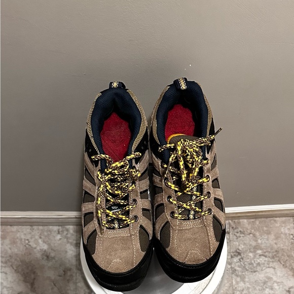 Steel Toe Workload Shoes (Size 7 US, Men) - Picture 3 of 6